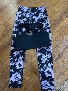 Girls Athletic brand danc Black and Lilac Tie-Dye Leggings with Black Sports Bra